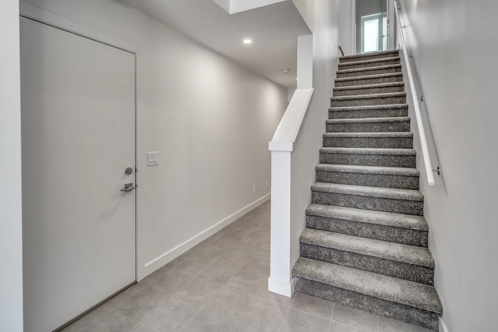 94 23 St NW Custom Home